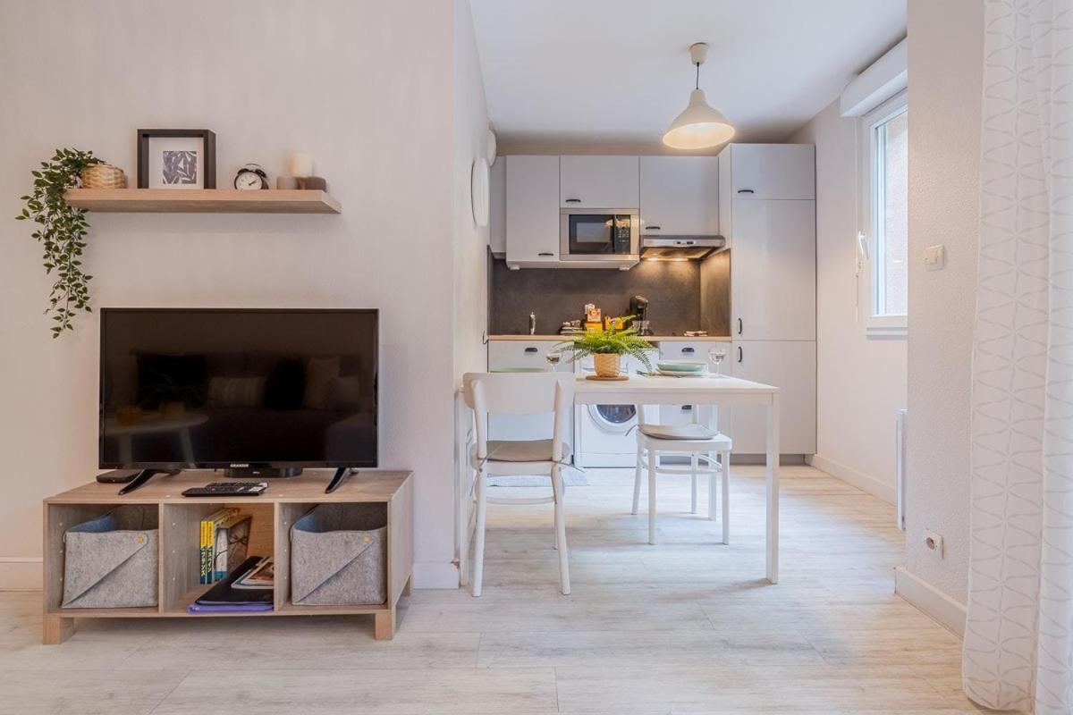 Les Capitouls - Avec Entree Autonome, Clim Neuve, Jardin, Parking Prive & Sa Piscine ! - Daire Toulouse Dış mekan fotoğraf